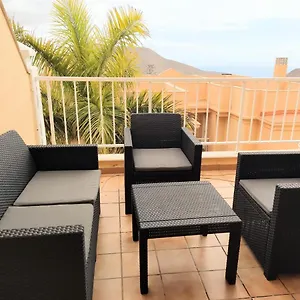 https://oceanblue-modern-king-size-1-bedroom-apartment-with.in-canary-islands.com