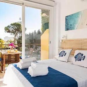 https://enjoy-la-carihuela-beach-at-4-min-terrace-pool.hotelsinnerja.org